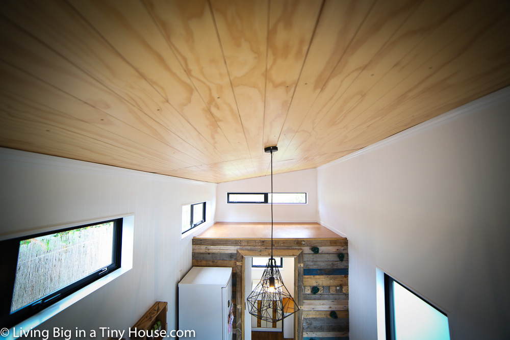 tiny-housewives-tiny-house-3-of-17