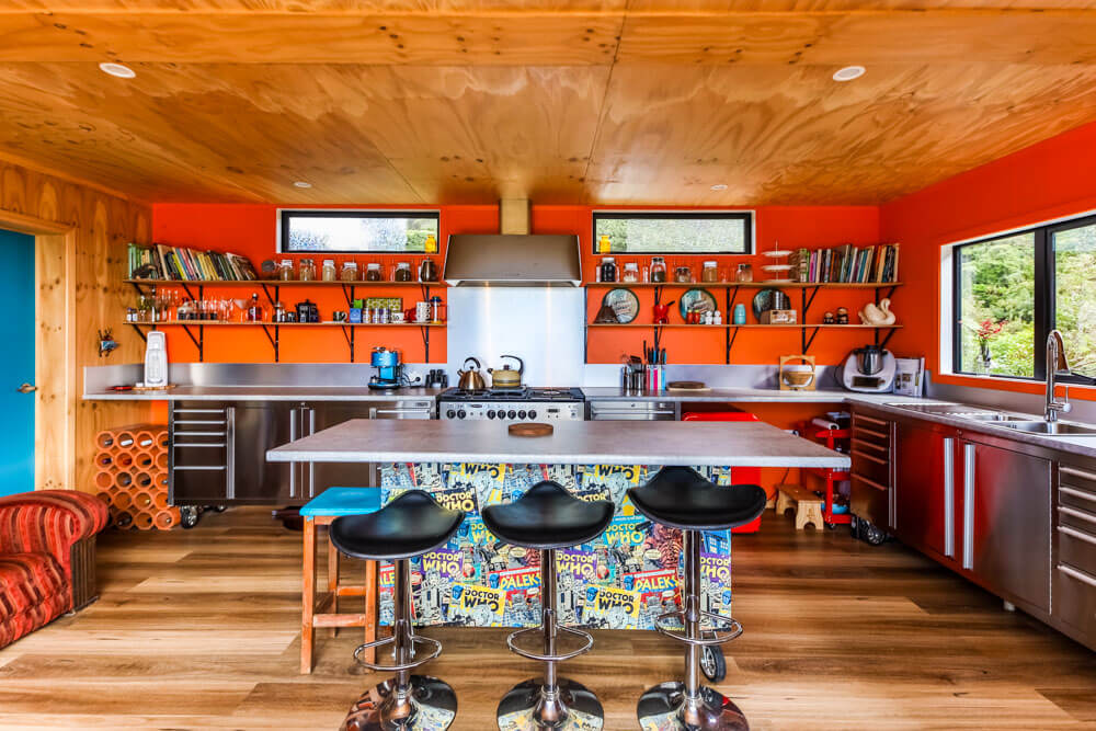Living Big in a Tiny House - Off-Grid Living in a 5x 20ft Shipping
