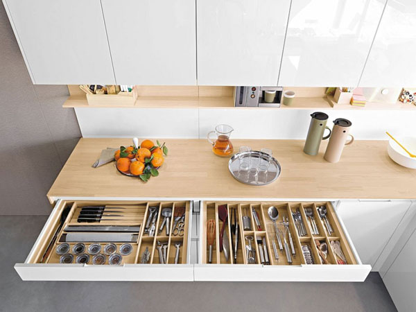 Organise Kitchen Draws