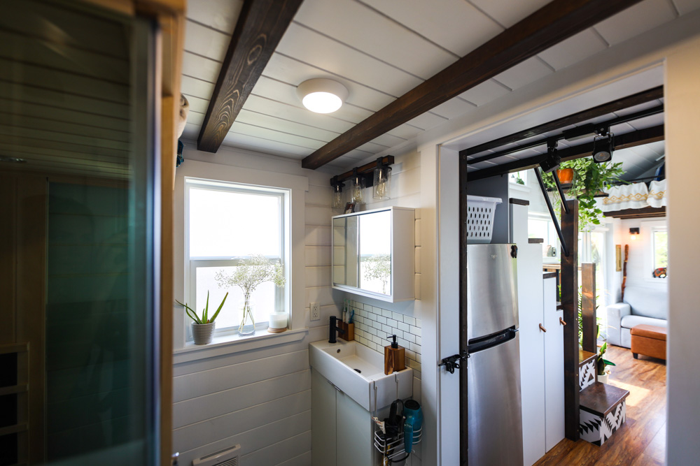 Living Big in a Tiny House - Incredible Tiny House Even Has A Built-In