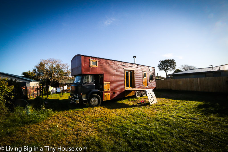 house-truck-exterior-1-of-1