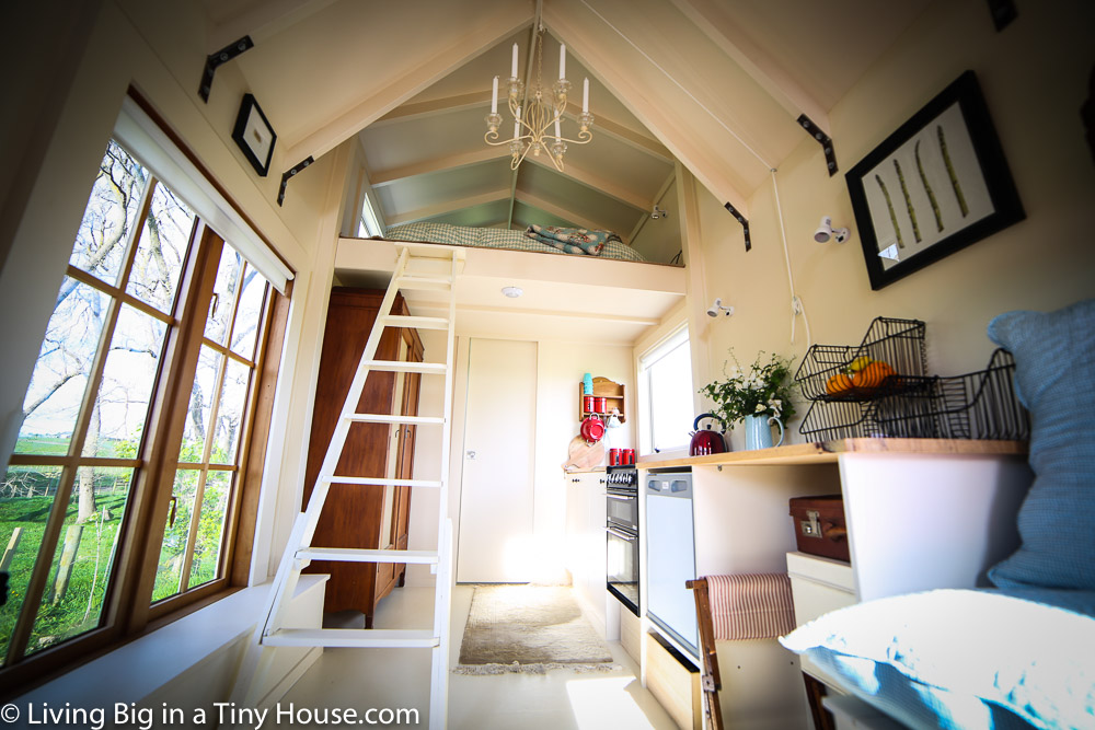 TINY HOUSE INTERIOR