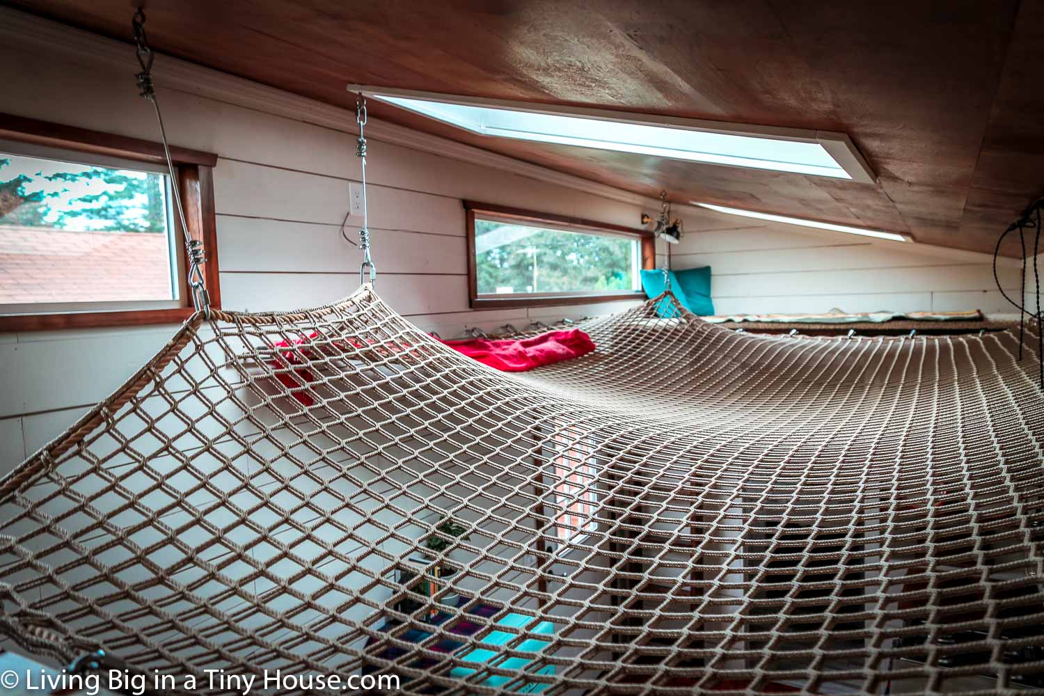 Living Big in a Tiny House - Amazing DIY Tiny House With Super Cool Loft  Hammock