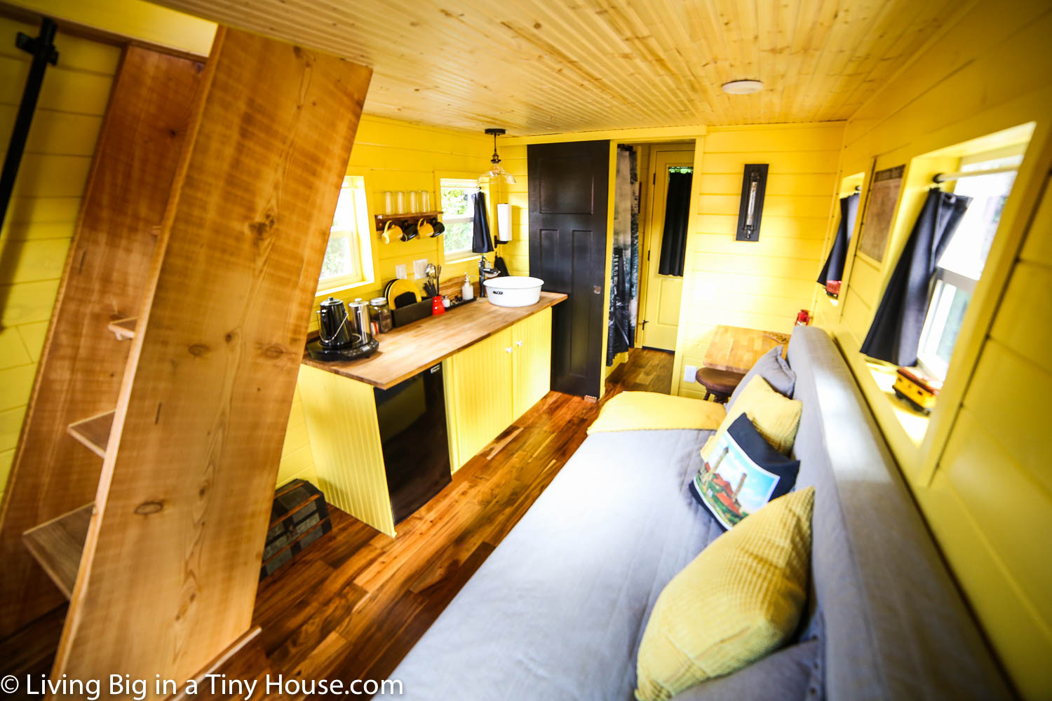 Arthur Is a Gorgeous, Caboose-Inspired Tiny Home Trying to Get You