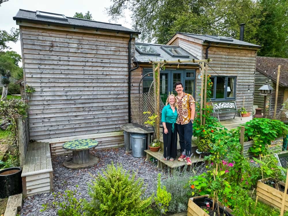 UK Actors' Spectacular Tiny Home On London Outskirts! UK Actors' Spectacular Tiny Home On London Outskirts!