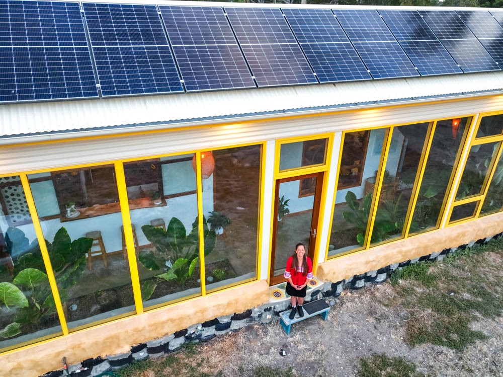 The Ultimate Self-Sufficient Urban Home: South Australian Earthship The Ultimate Self-Sufficient Urban Home: South Australian Earthship