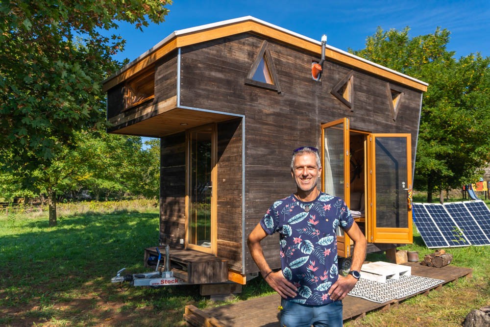 The Bonsai Tiny House: Spectacular Design In An Ultra Small Home