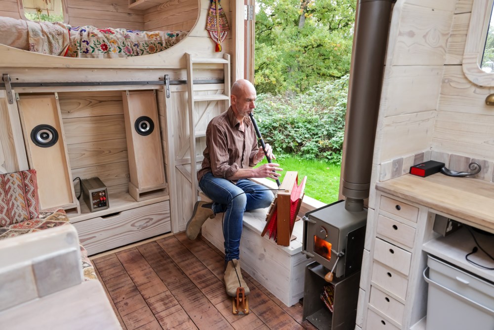 Tired of the Modern World, He Built a Home and Life Like No Other Tired of the Modern World, He Built a Home and Life Like No Other