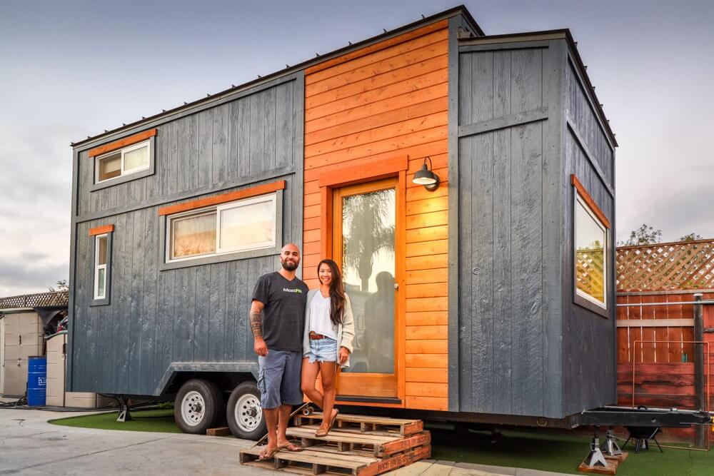 Couple Build Incredible Tiny House For One Years Rent Couple Build Incredible Tiny House For One Years Rent