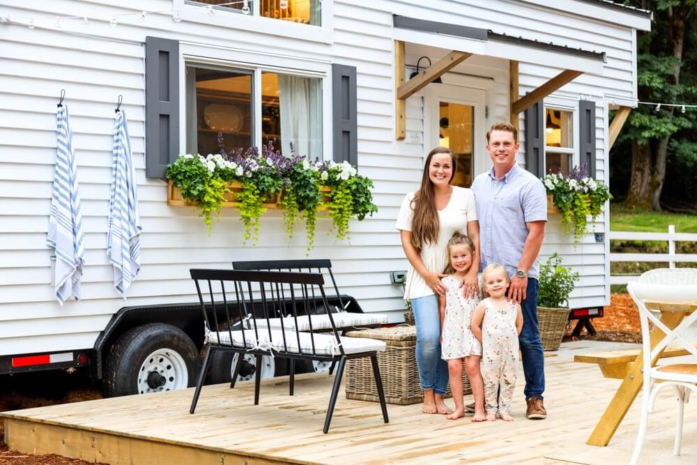 Family’s Fantastic Farmhouse-Style Tiny Home Family’s Fantastic Farmhouse-Style Tiny Home