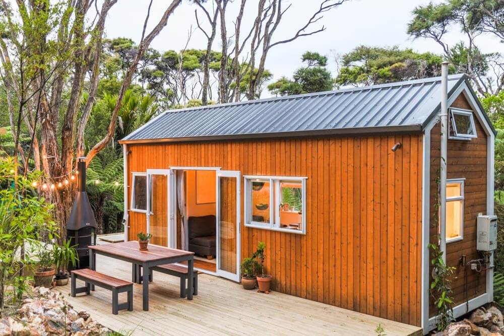 Architect and Designer Couple Create Spectacular Tiny House In The Bush Architect and Designer Couple Create Spectacular Tiny House In The Bush