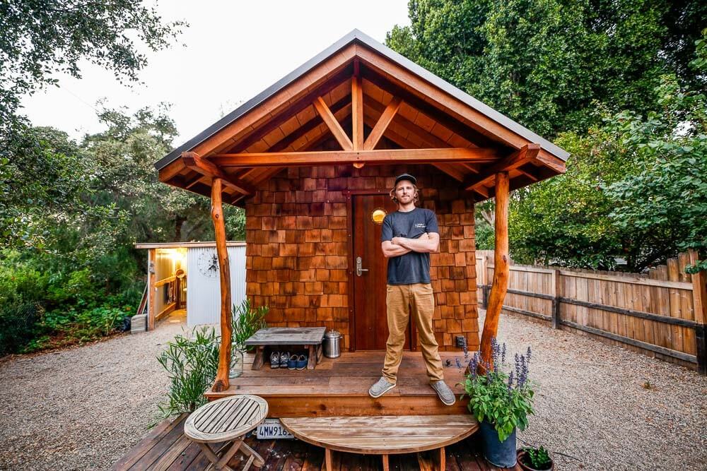 Off-Grid Artisan Tiny House Built To Escape Wildfires Off-Grid Artisan Tiny House Built To Escape Wildfires