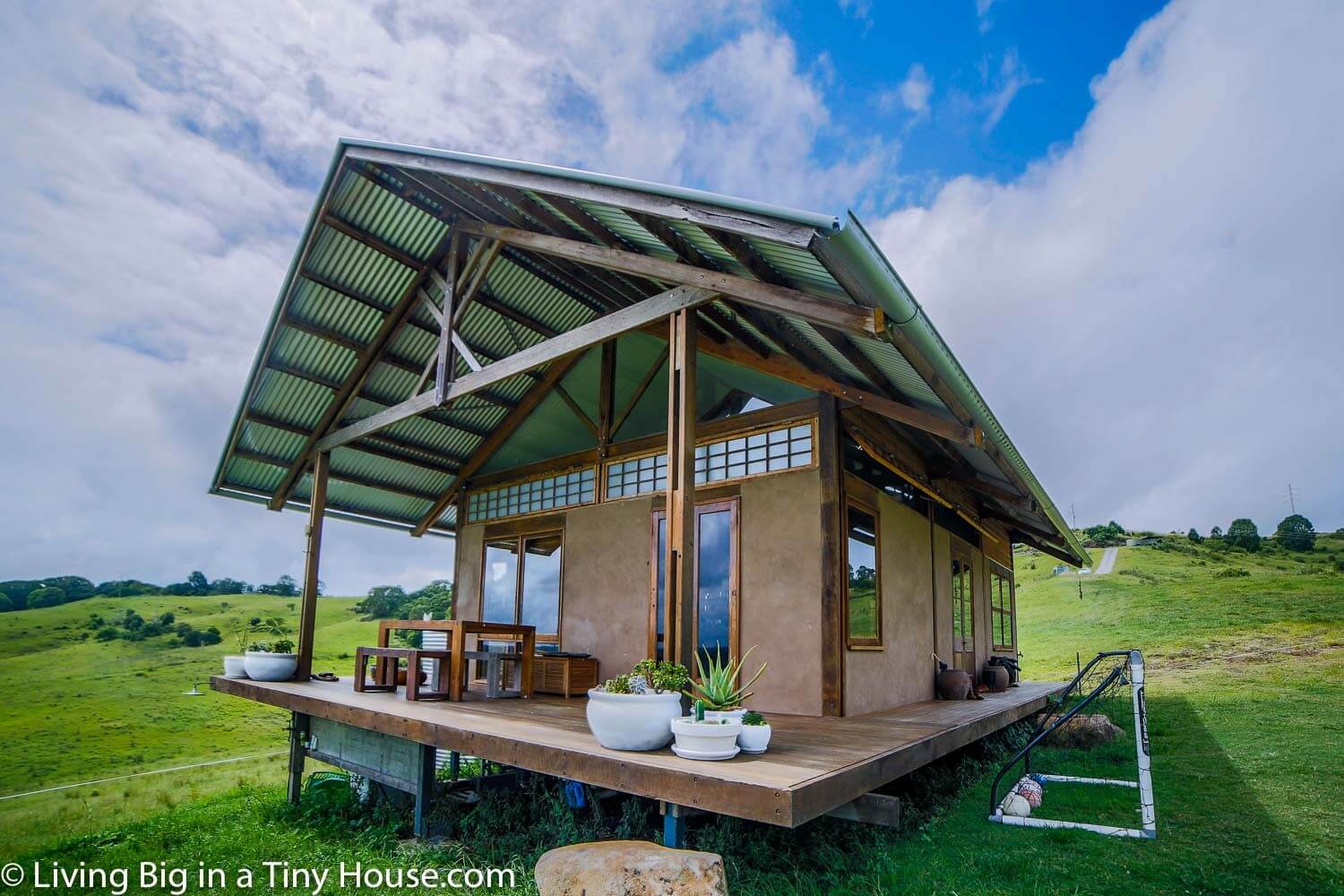 A Stunning Small Home Made From Hemp A Stunning Small Home Made From Hemp