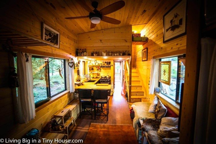 Natural-Build Tiny House For Family With Separate Office and Kids Bedroom