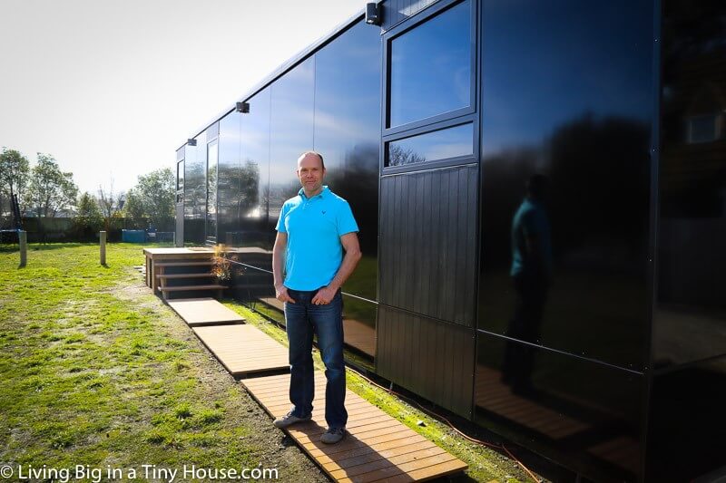 This Small Passive House On Wheels Is Designed To Withstand Earthquakes This Small Passive House On Wheels Is Designed To Withstand Earthquakes