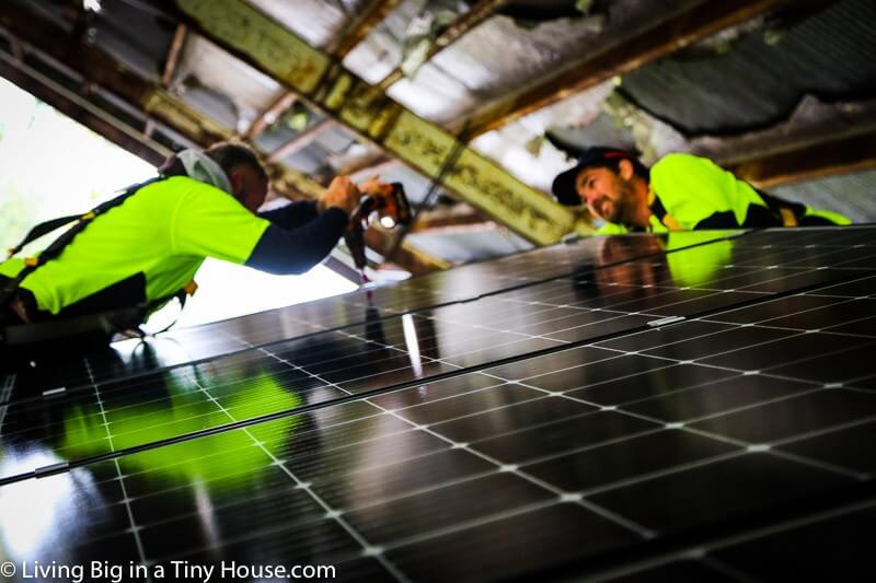Installing Solar Panels on the Tiny House Installing Solar Panels on the Tiny House