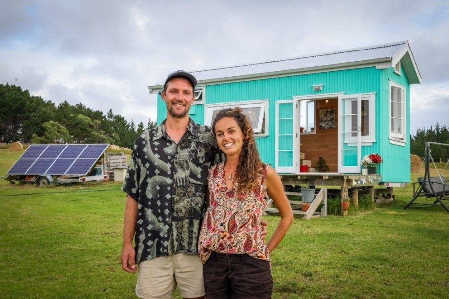 Stunning, Affordable, OFF-GRID Tiny House with Solar Trailer